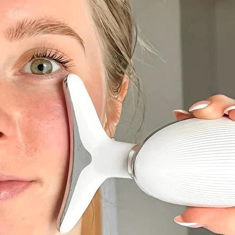 Uso do Massageador Facial Glow Lift no rosto