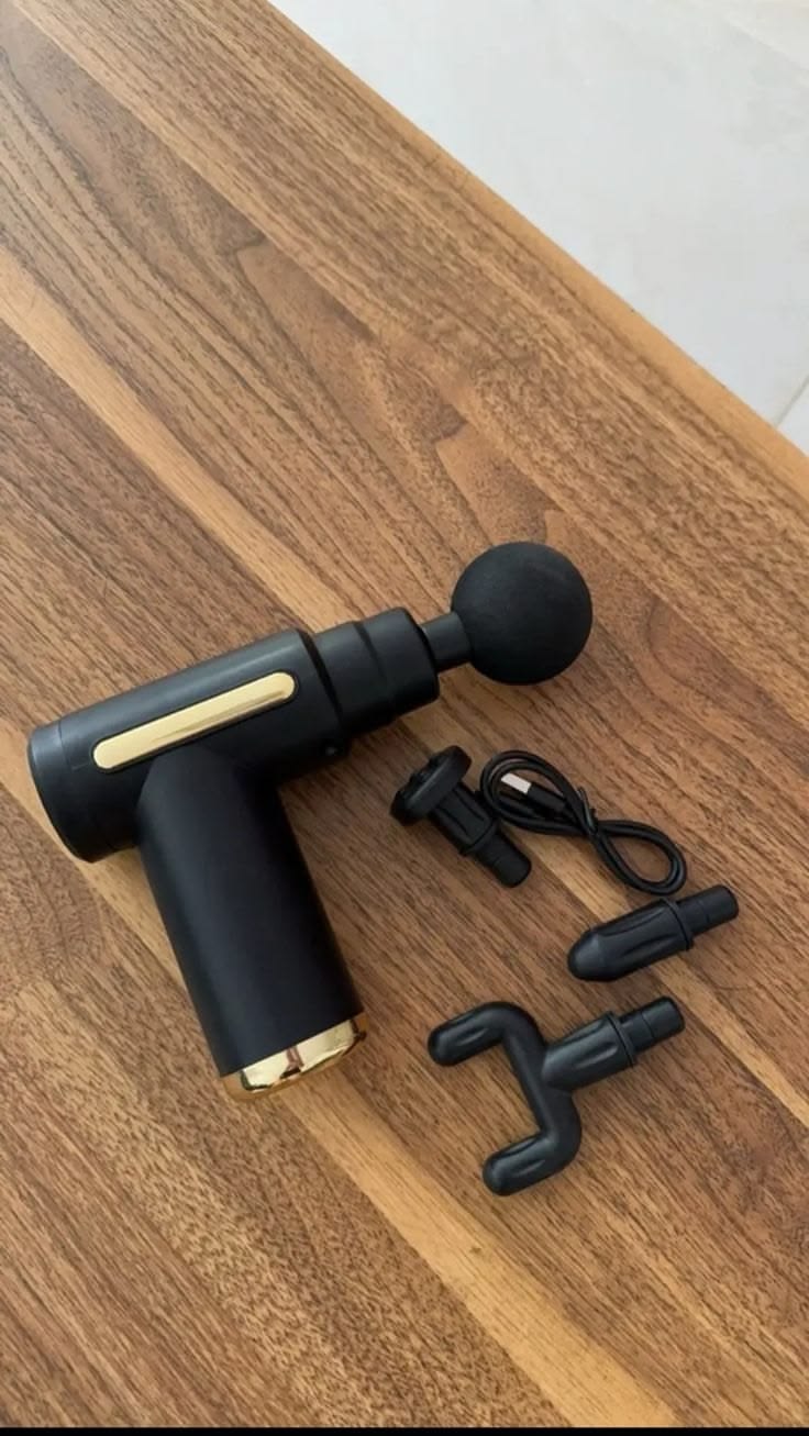Pistola de Massagem com cabo USB e cabeças
